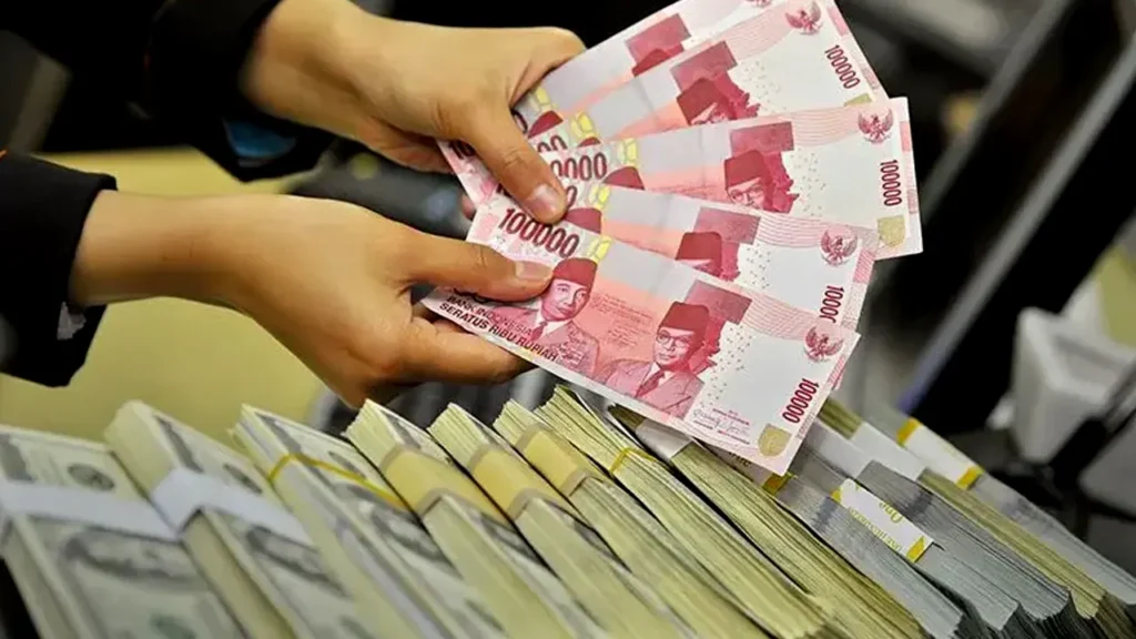 Rupiah Semakin Menguat di Rp 15451 Menjelang Rilis Suku Bunga RI